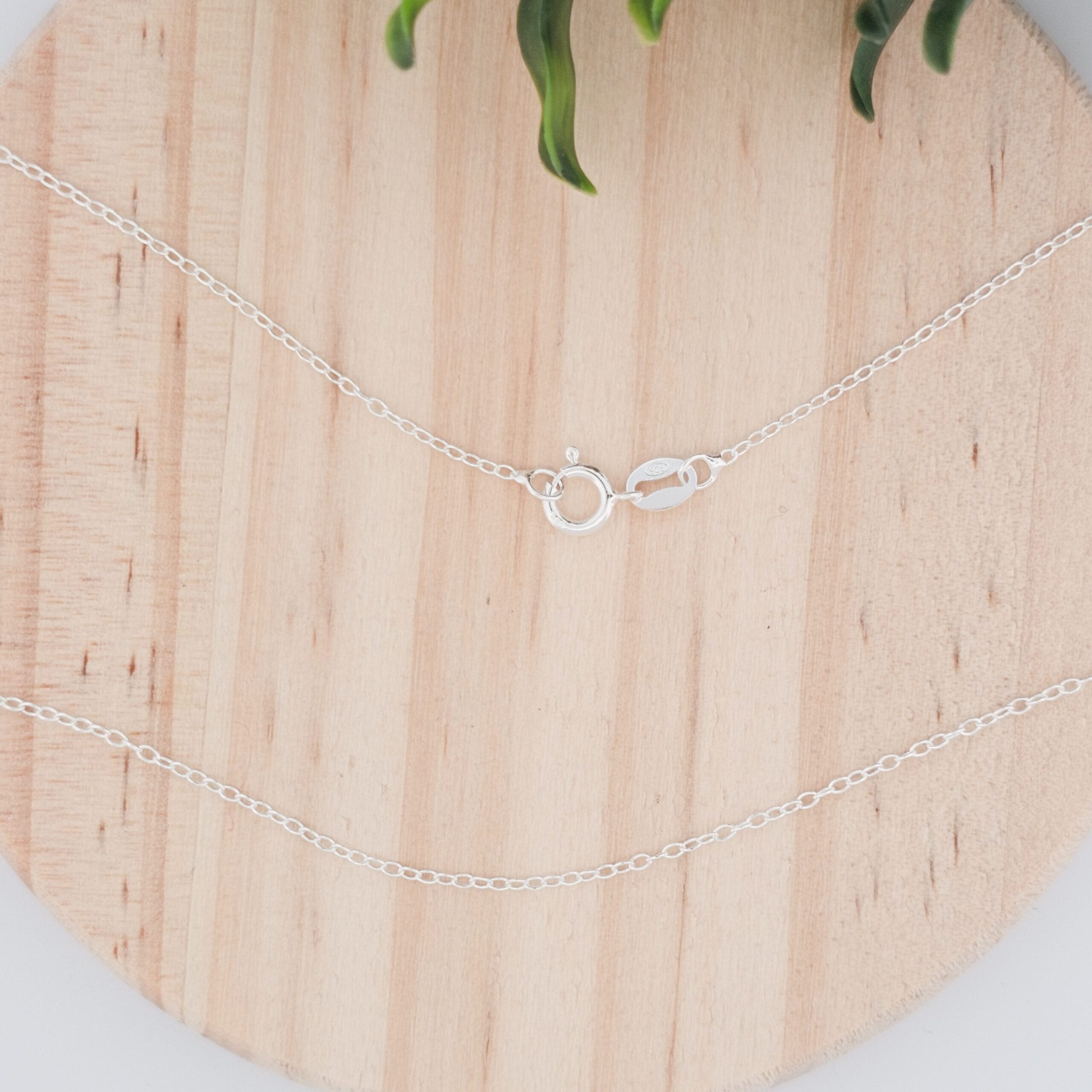 Cha Nette Avec Pendentif Acier Inoxydable Carbone Zircone 5 Pierres 55 Cm 578085 main image 1